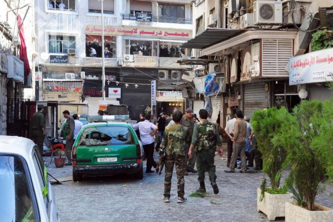 1 500 души са евакуирани от предградията на Дамаск 