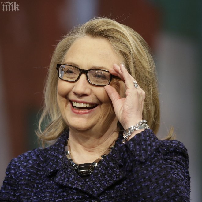 Хилари Клинтън подкрепи дебата за шпионирането след разкритията на Сноудън