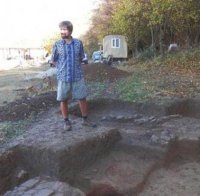 Търсят 15 000 лв. заради могилата край Свещари