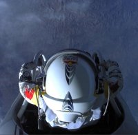 Ето го извънземният скок на Феликс Баумгартнер през неговите собствени очи! (видео)