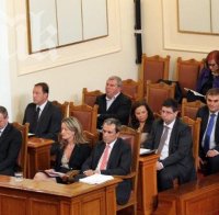 15 министри се готвят за парламентарен контрол днес