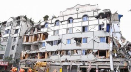 144 загиналите земетресенията филипините