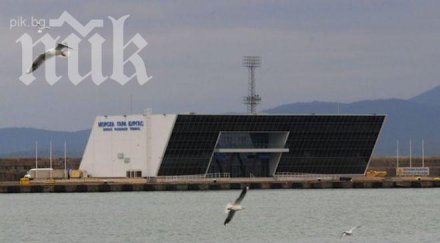 затвориха пристанище бургас заради мъгла