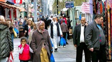 италия търси бедстващи кораби безпилотни самолети