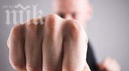 посред бял ден пребиха ограбиха мъж бургас