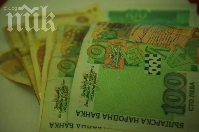 Задигнаха близо 20 бона от дома на шеф на кооперация