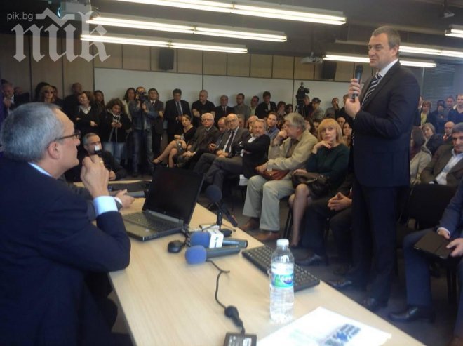 Бойко Борисов подозира Реформаторския блок в сътрудничество с правителството (снимка)