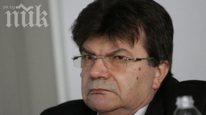 Конституционен съдия: Ако Пеевски беше по-дълго шеф на ДАНС, щяхме да го отстраним от парламента