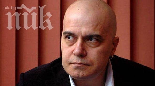 Коварен вирус скъса нервите на Слави Трифонов! Дългия в паника да не го повали пневмония