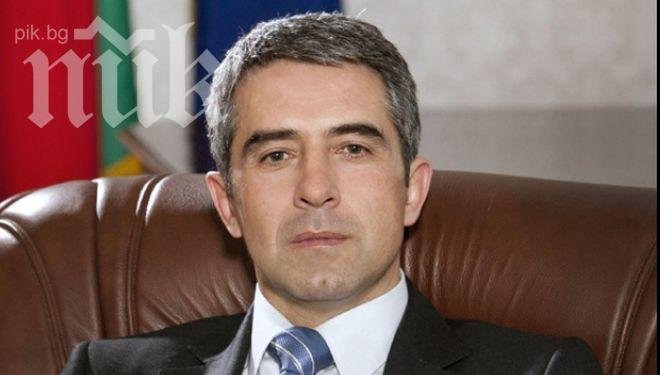 Президентът поднася съболезнования за починалия Николай Петев