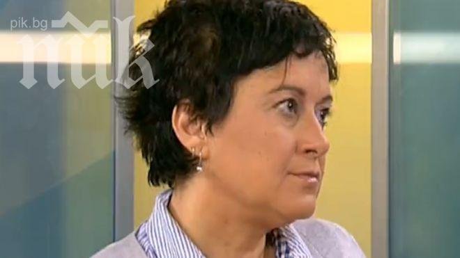 Антоанета Цонева: Важно е да се знае с какви пари Атака пътува из Европа