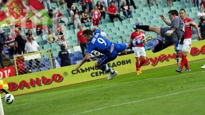 Ще гледаме вечното дерби 6 пъти за един сезон!