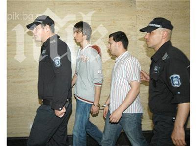 Върховният съд постанови по 15 и 6 години затвор за убийството на студента Михаил Стоянов в Борисовата градина