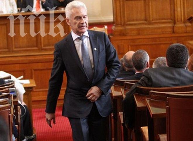 Волен: Щях да гласувам Въздържал се на вота, но техниката ми изневери