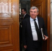 Греков: Не можем да попречим на чужденци да купуват земеделска земя