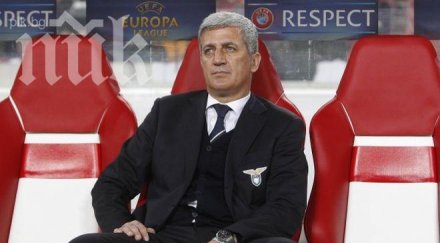 треньорът лацио подаде оставка