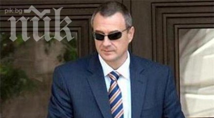 цветлин йовчев казуса бежанците спрем правим монтеки капулети