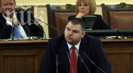 законът пеевски елиминира 1400 фирми участие икономиката