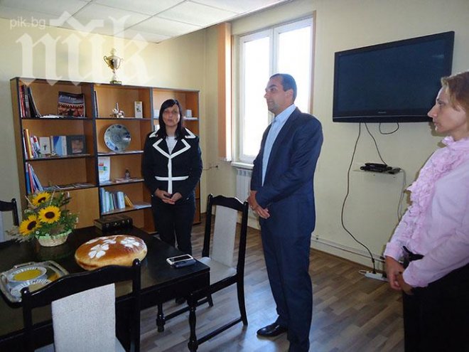 Столичен кмет се млати с мъж, изби му зъб