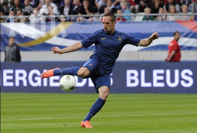 Франк Рибери нападнал грубо Жерар Улие в съблекалнята