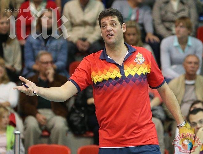 Гибона отрече, че ще става треньор на Полша