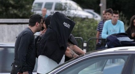 крадат коли махнати стикери