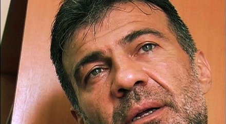 златистия съди затвора обещава шоу делото