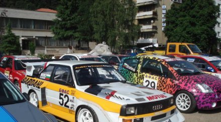 рали отне живота дете трима души