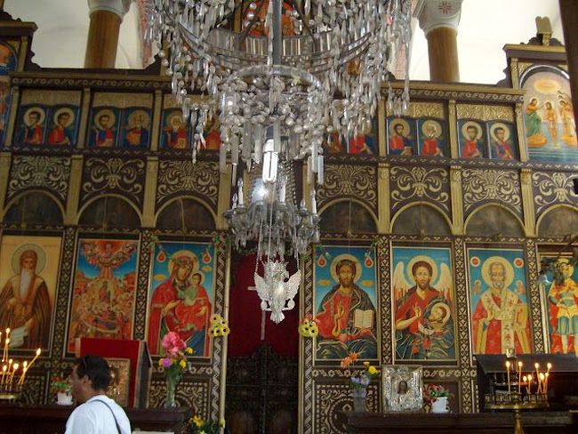 Разбиха църква за 10 лева