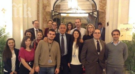 бойко срещна стажанти герб европарламента