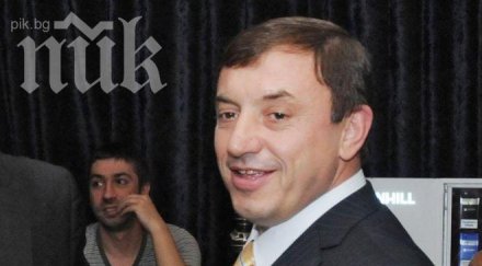 гледат делото октопод