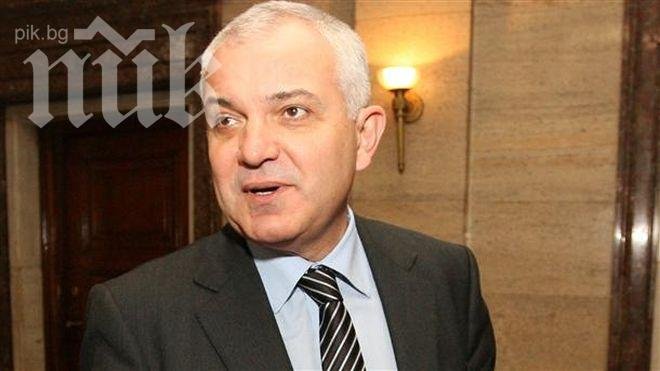 Атакистът Явор Нотев успокои: Мораториумът все още не е удължен