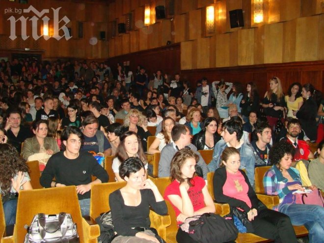 Столичната легенда кино Одеон отваря врати за кеф на ценителите