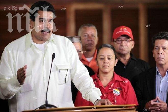 Президентът на Венецуела включва всички свои министри в милиционерски дружини