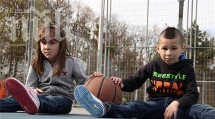 синът шамара разплака татко рап парче