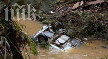 пиян шофьор преобърна дере