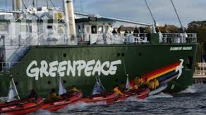 Спасиха близо 700 бежанци край бреговете на Сицилия