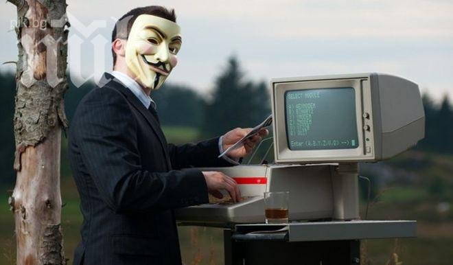 12-годишен хакер от „Анонимните” разбива правителствени и полицейски сайтове