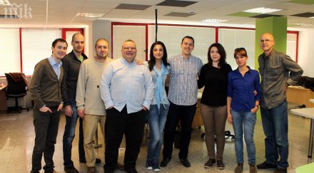 агенция пик готова първото