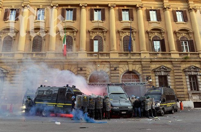 Сблъсъци между полиция и демонстранти в Рим