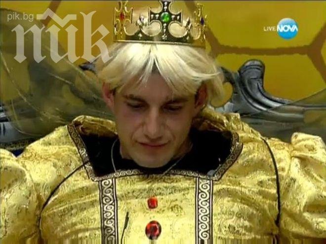 Ваня Червенкова нападна Пламен: Мега малоумник, пълен глупак!