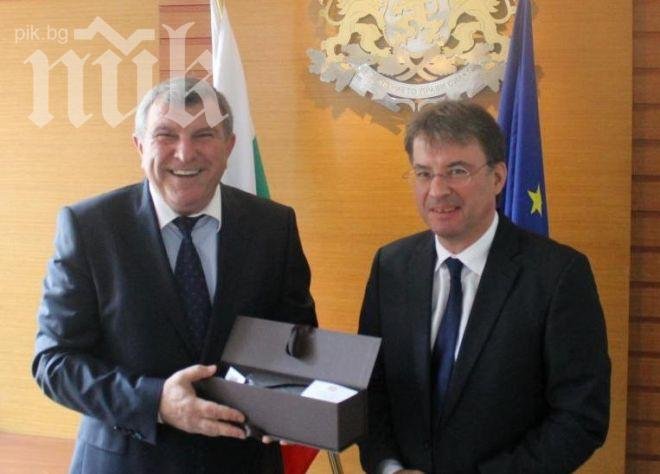 Нов гаф! Министерството на земеделието вдигна умрял от гроба