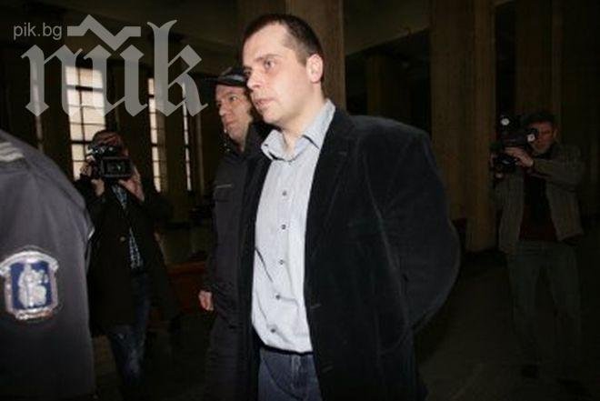 Касапинът от Надежда мълчи в съда