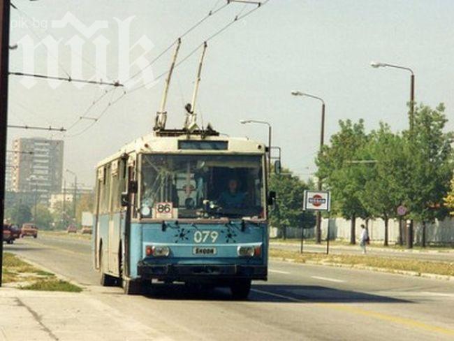 Шофьорите на тролейбуси в Перник спряха работа