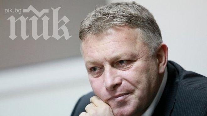 Севлиевски: Искането на студентите за оставка на Орешарски е много дребно