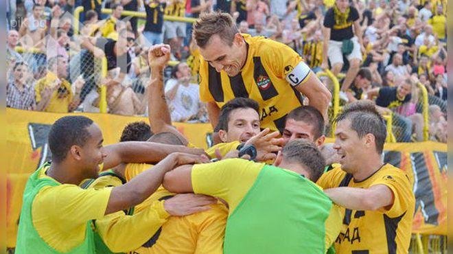 Нова издънка за Ботев! Канарчетата се отърваха срещу Пирин в зрелищен мач