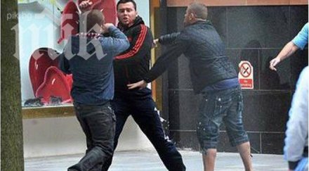 годишен бабаит потроши шофьор разби колата засякъл