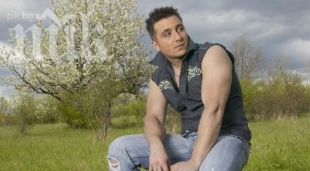 константин загубил девствеността добрата приятелка лияна