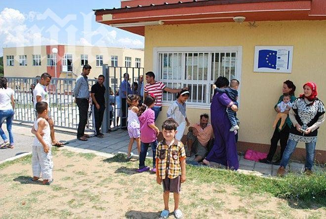 Агенцията за бежанците търси спешно помощници заради сирийските имигранти