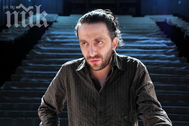 Коварен вирус тръшна Мариус Куркински преди премиера